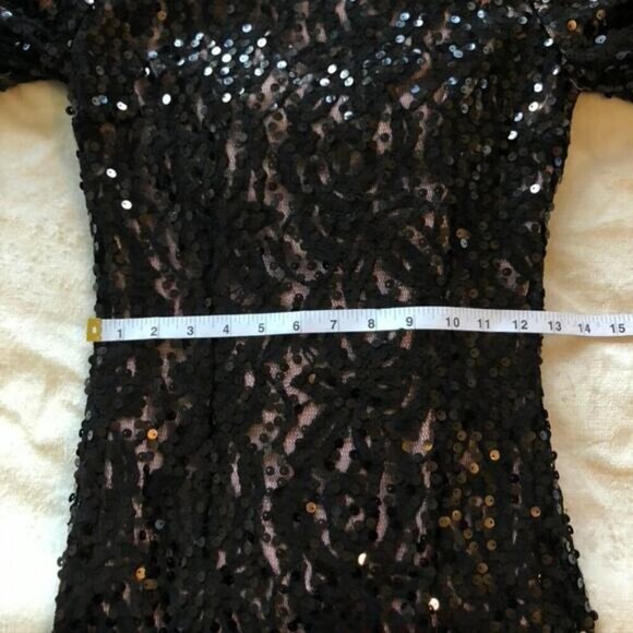 Le Chateau Lace Fitted 3/4 Sleeve Dress - Size Extra Small - Picture 6 of 8